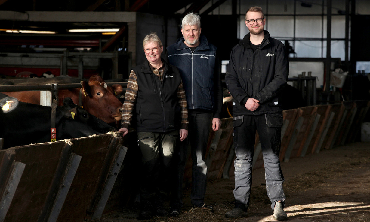 Salltorp är Årets Mjölkföretagare. På bilden syns Gun, Sven och Oskar Karlsson.